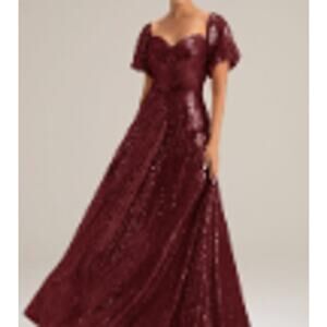 Elegant Burgundy Maxi Dress